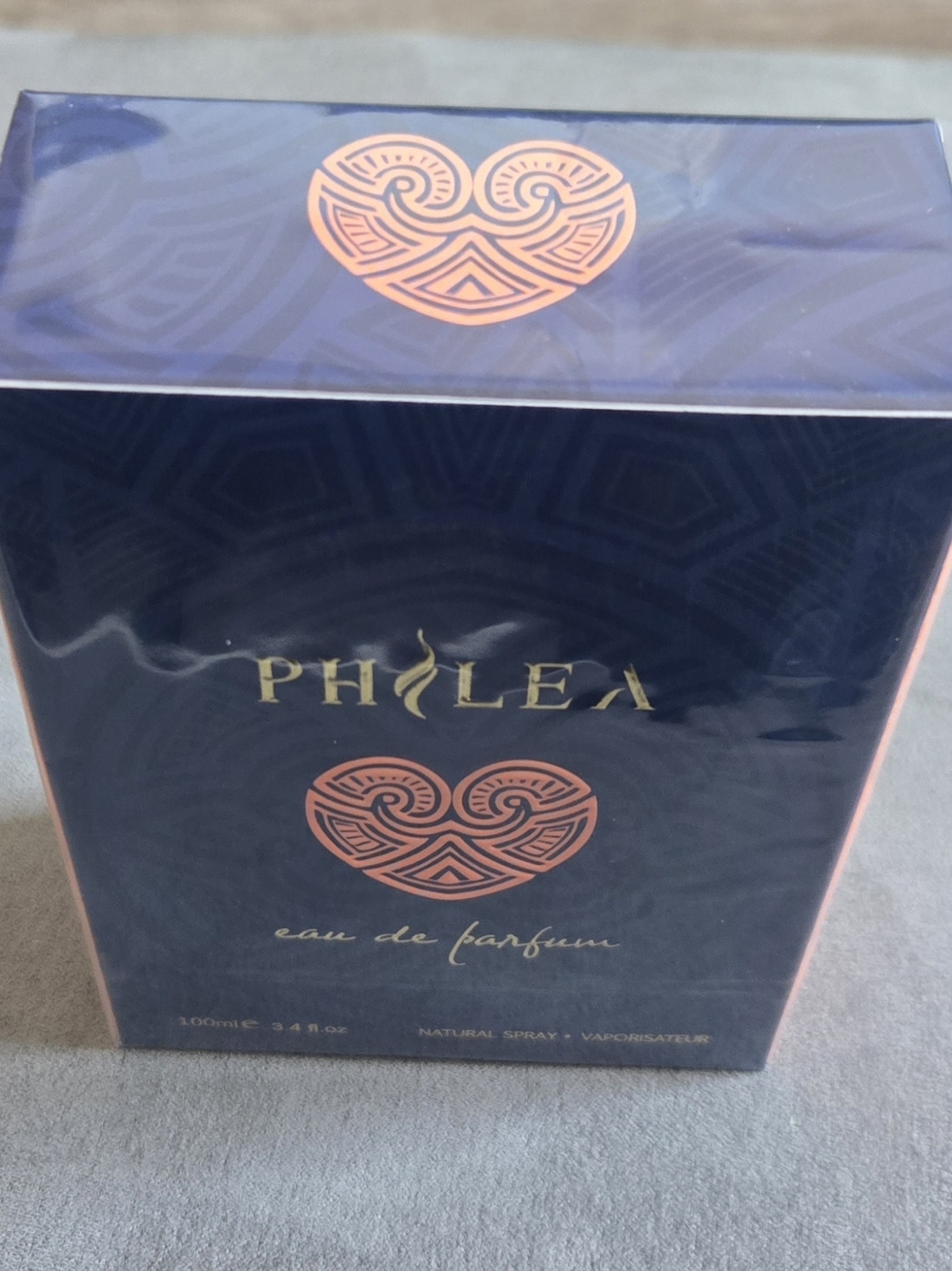 Philea Eau de Parfum - Purple and Rose Gold Accent - Picture 4 of 4